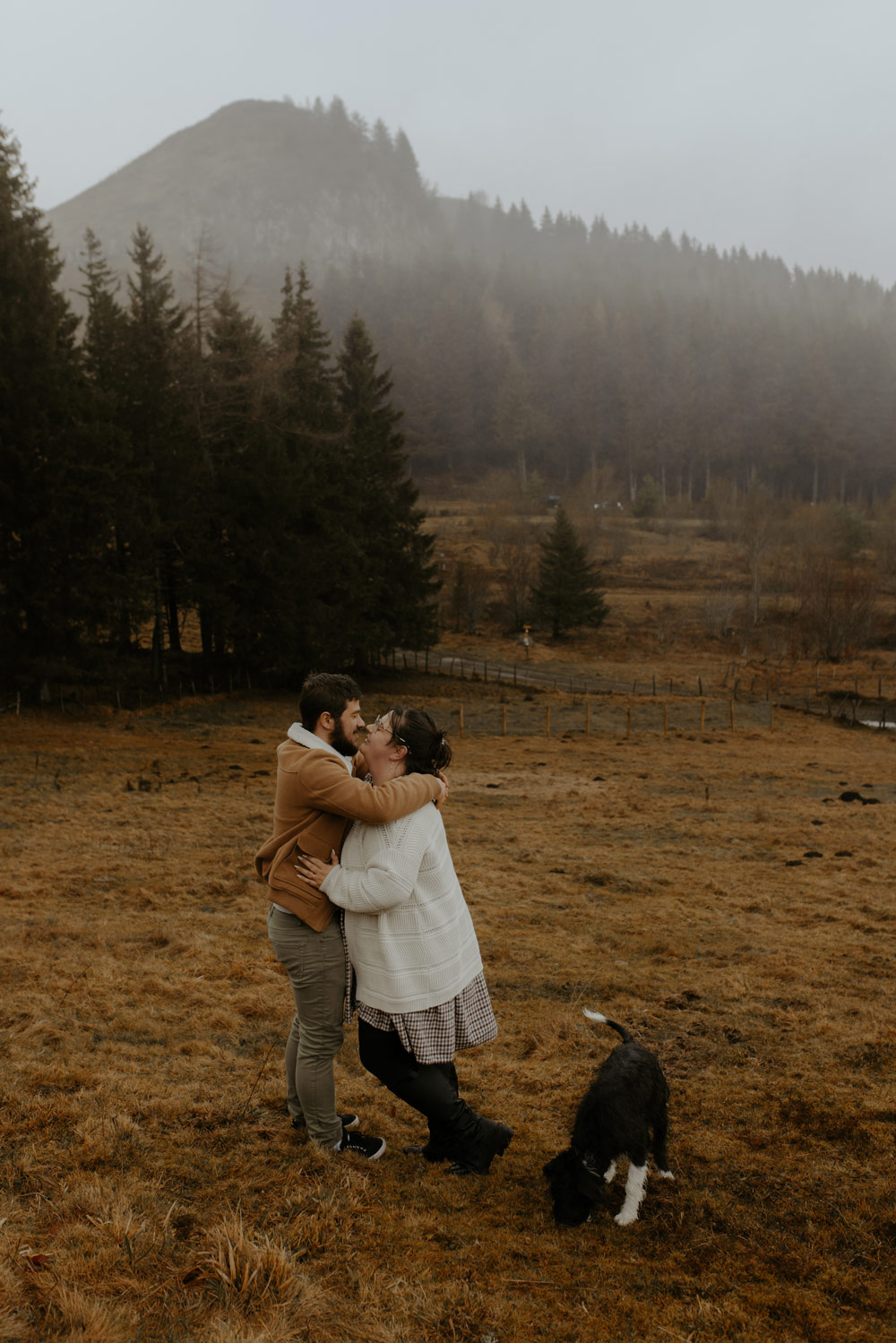 Séance photo couple à la montagne - Photographe Auvergne